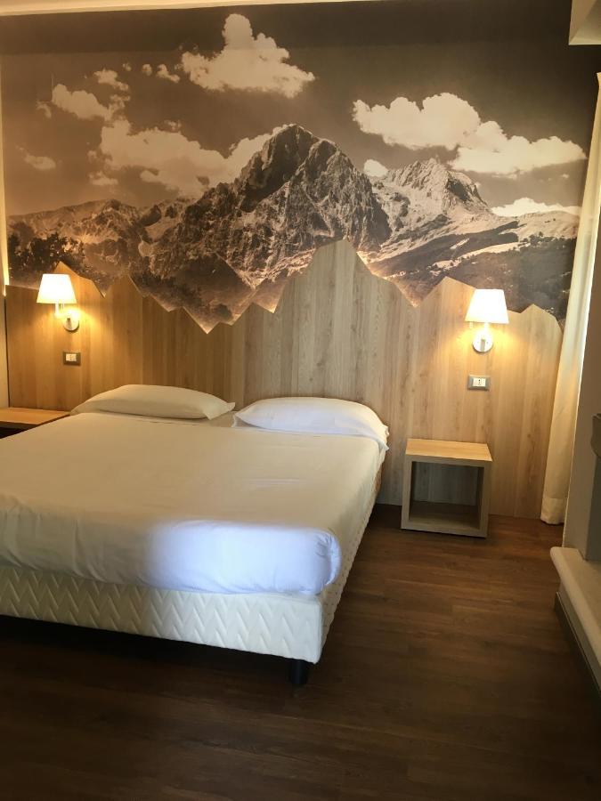 Hotel Nido Dell'Aquila Assergi Extérieur photo