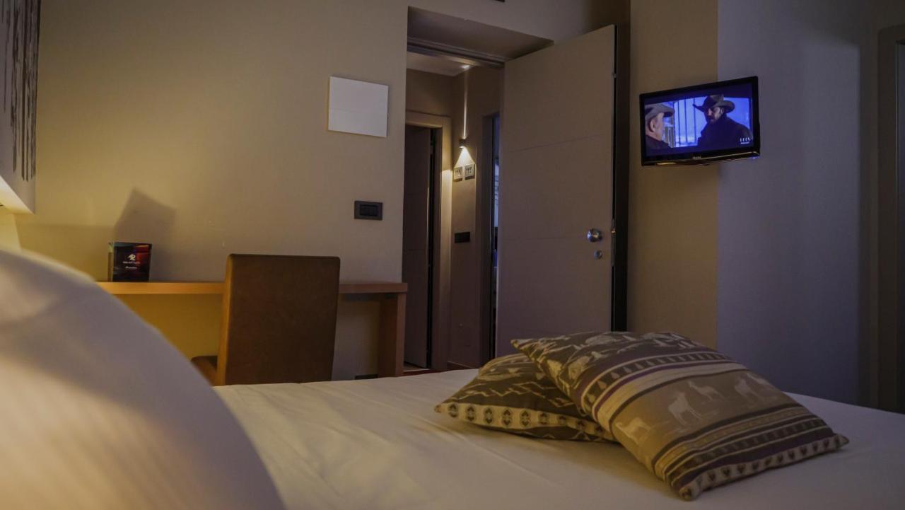 Hotel Nido Dell'Aquila Assergi Extérieur photo