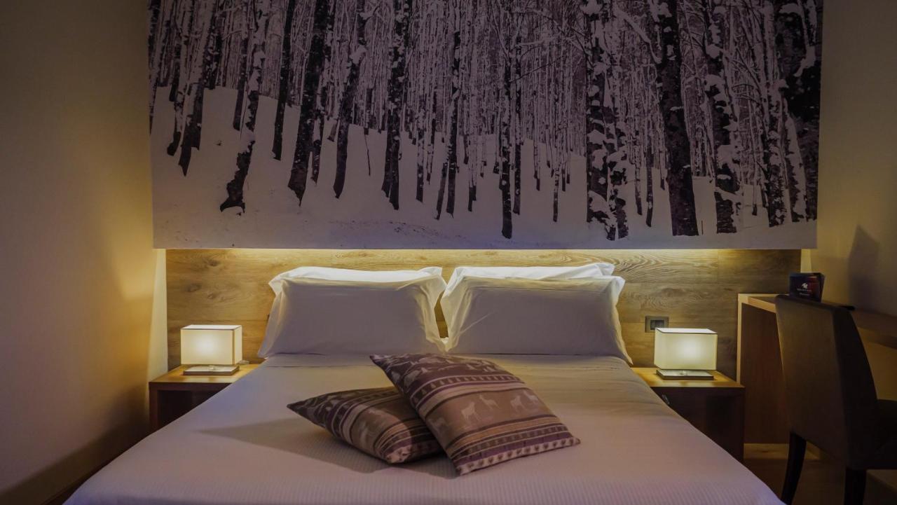 Hotel Nido Dell'Aquila Assergi Extérieur photo