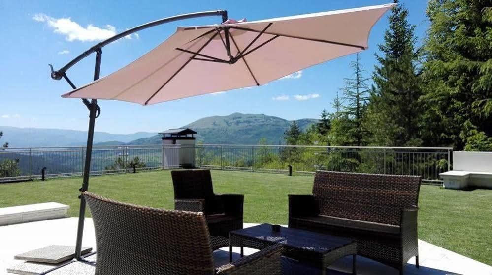 Hotel Nido Dell'Aquila Assergi Extérieur photo