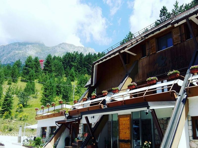 Hotel Nido Dell'Aquila Assergi Extérieur photo